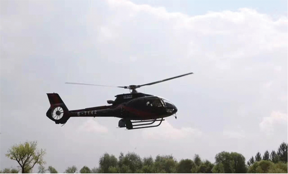 ec130直升飞机测试飞行