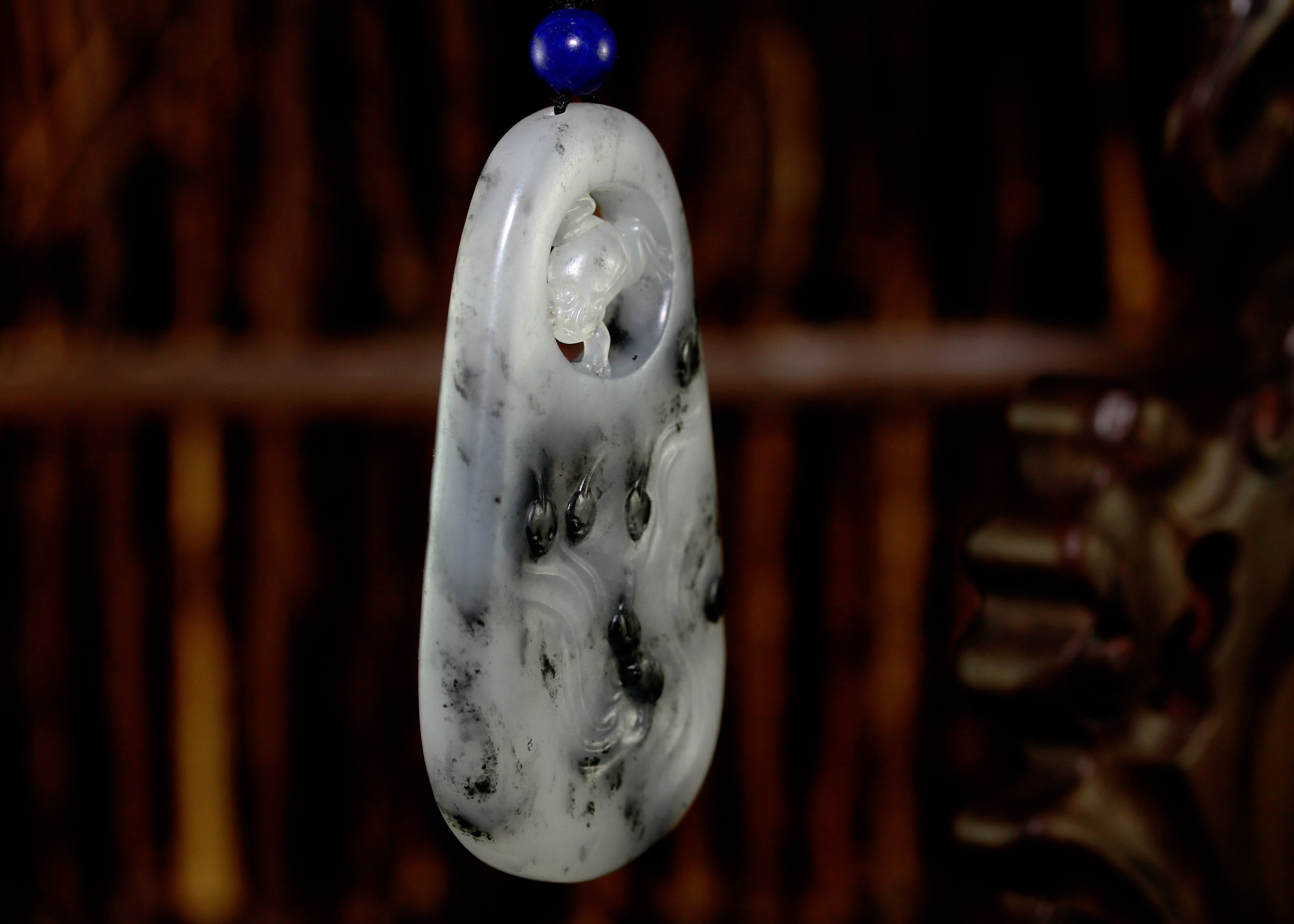 玉阗美玉:蛙声十里出山泉