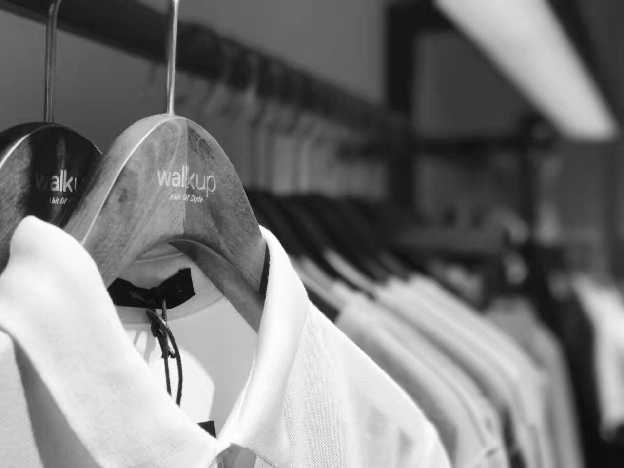 walk up分水店开业-集88个赞送男袜礼盒！