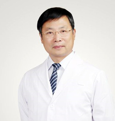 李国栋 主任医师,全国重点肛肠学科带头人,中国中医研究院广安门医院