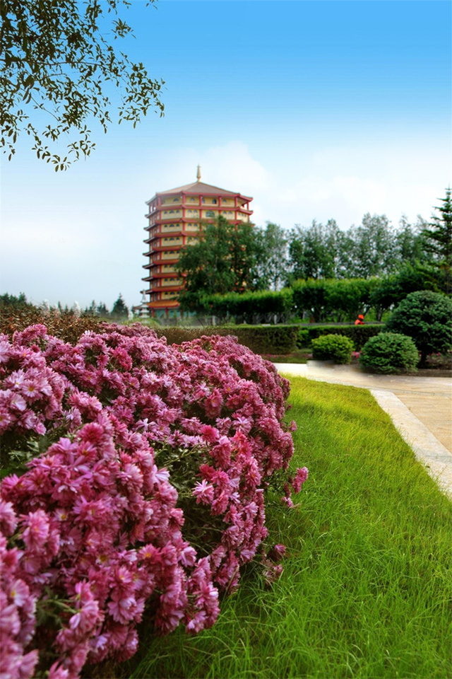 黑龙江省乾坤园塔陵