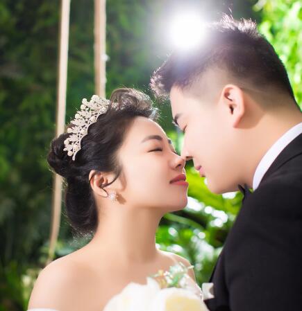 商开瑞❤侯婉琦  婚礼邀请函~
